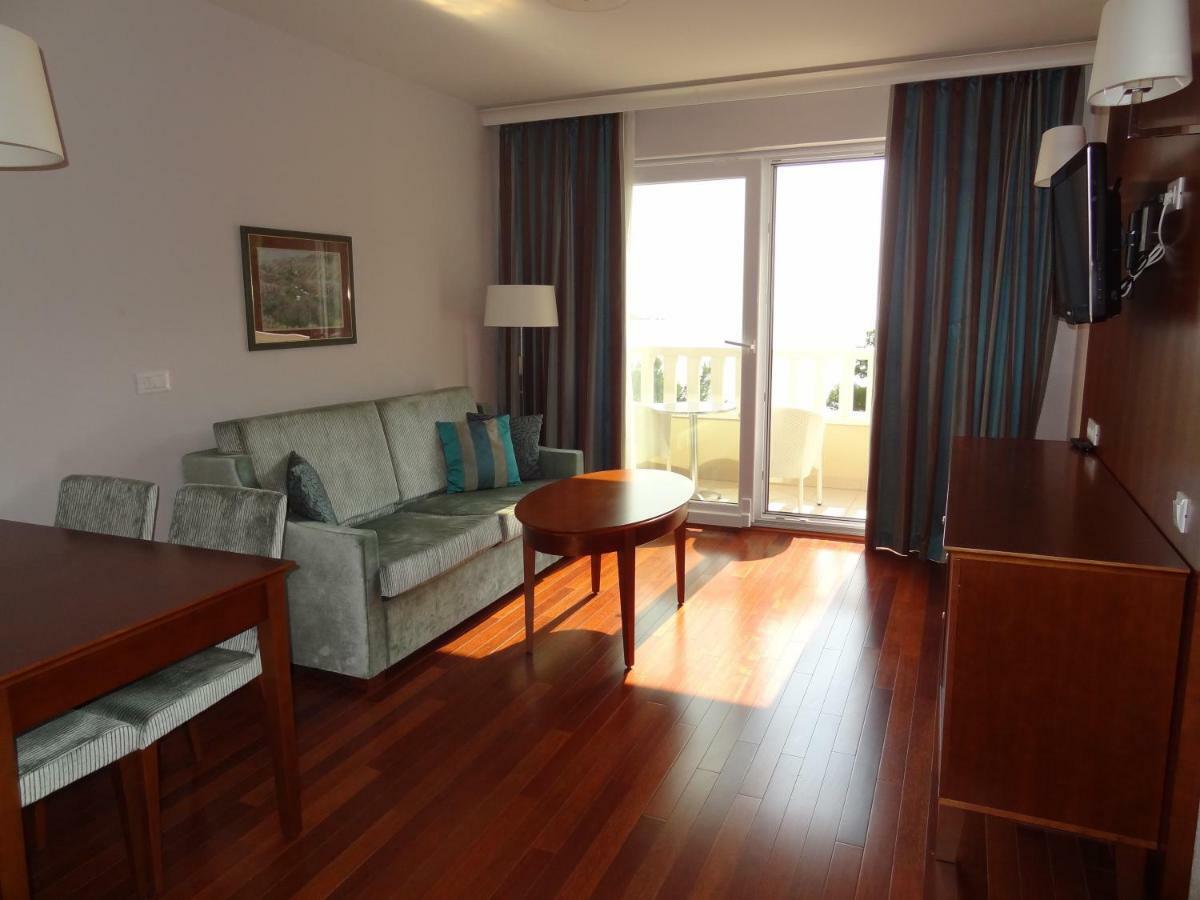 Apartments Ruza มาคาร์สกา ภายนอก รูปภาพ